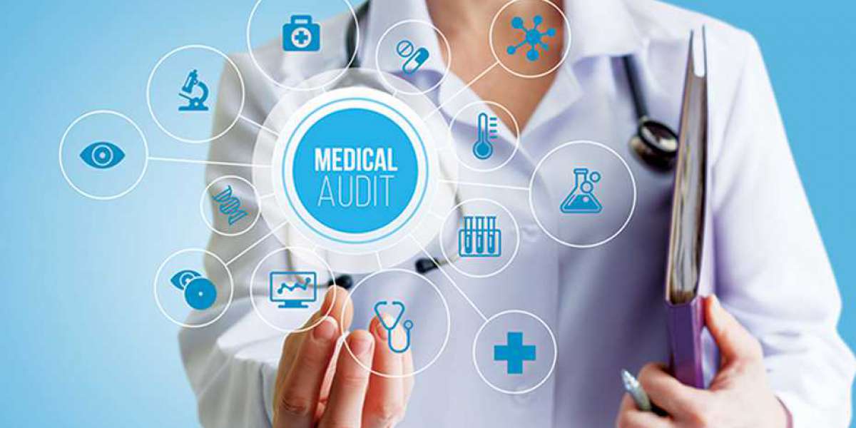 How to become a medical auditor?