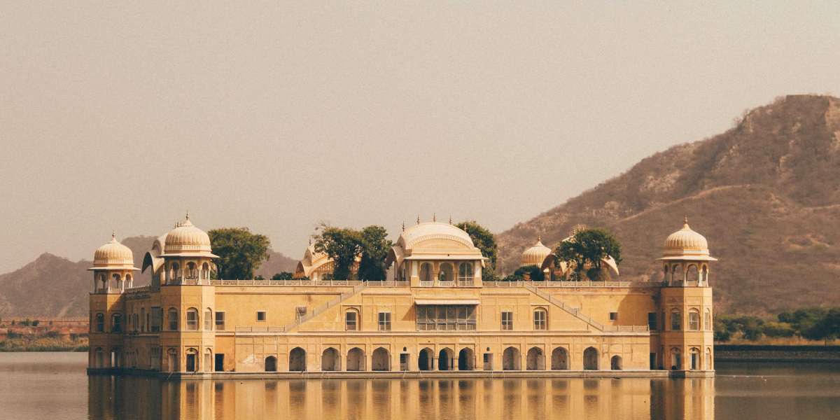 Top 5 temples to visit in Jaipur