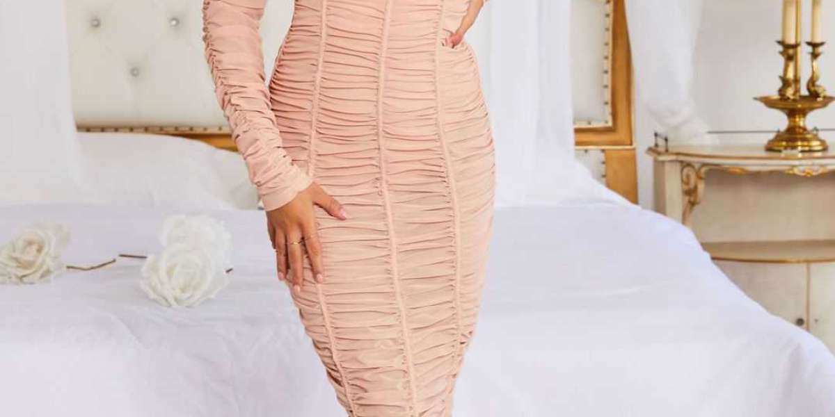 "Modern and Sexy: The Bodycon Midi Dress"