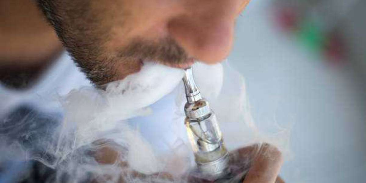 Vaping in the Emirates: A Beginner's Guide for Smokers