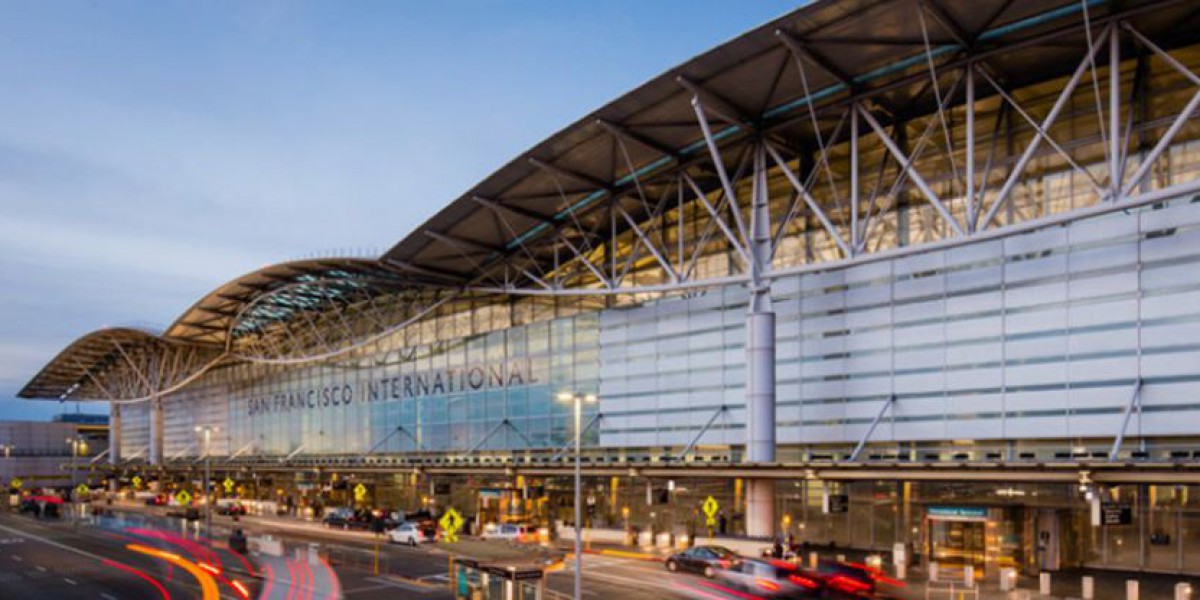 United Airlines SFO Terminal