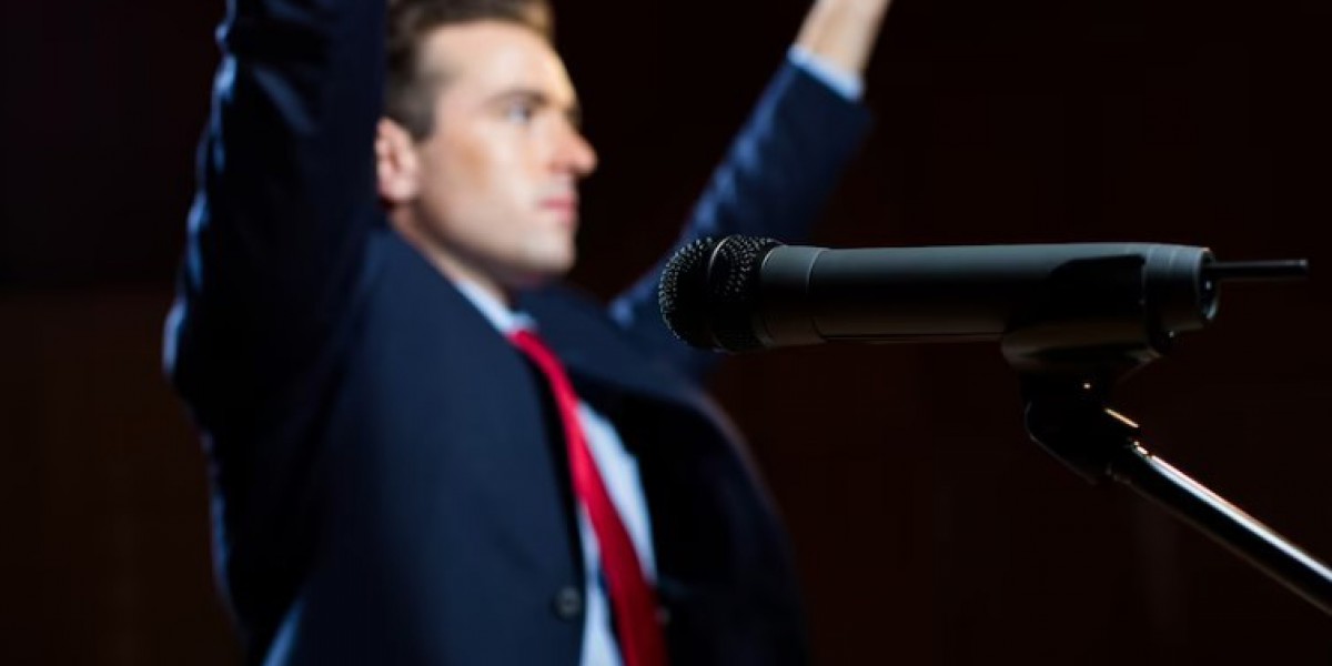 The Importance of Hiring a Professional Live Auctioneer