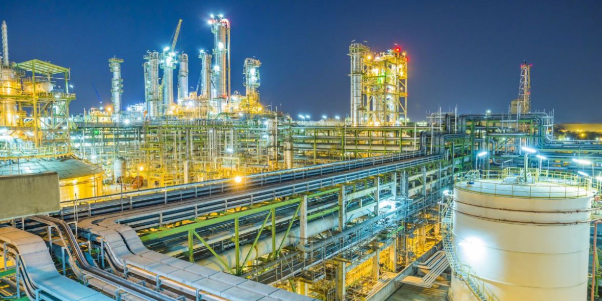 The Unsung Hero of Petrochemicals - Methanol and its Diverse Applications