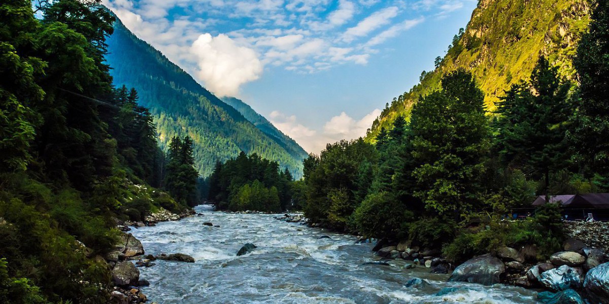 Kasol Kheerganga's Natural Hot Springs